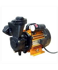 Self priming centrifugal pump and monoblock self priming pump